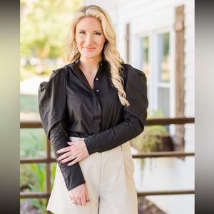 Puff sleeve blouse